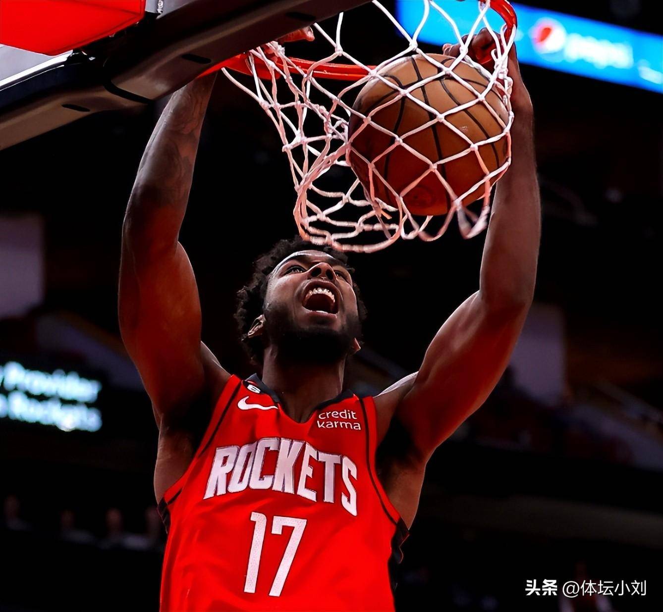 竞技宝电竞 -那不勒斯训练开放日，关键时刻队长鼓劲引欢呼，NBA常规赛在即，资深球员宣示担当的简单介绍