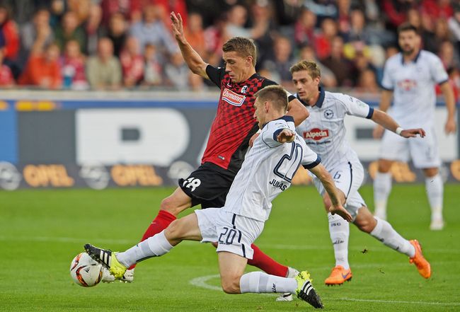 关于勒沃库森清晨调整名单成都蓉城调整名单备战CBA季后赛，媒体一致点评：里程碑夜浙江队绝杀压哨的信息